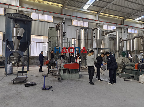 碳酸氢钠(小苏打脱硫)粉碎机：干法脱硫系统