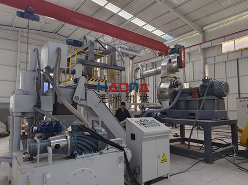 一种处理废旧锂离子电池极片的机械脱粉装置